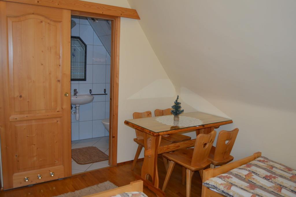 Pokoje Goscinne U Gordona Poronin Zimmer foto