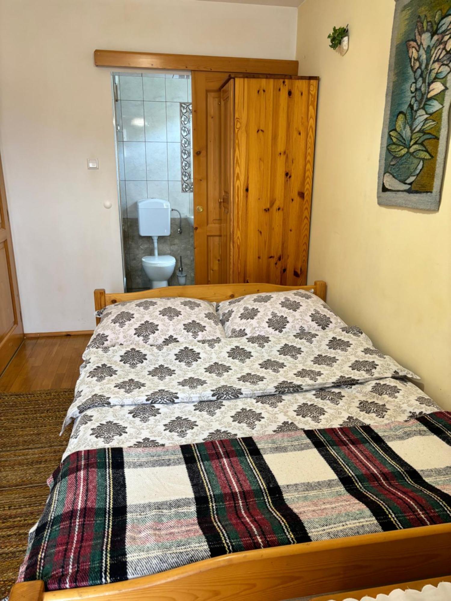 Pokoje Goscinne U Gordona Poronin Exterior foto